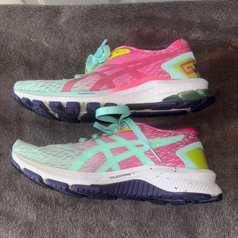 ASICS GT-1000 running shoes size 6.5 - Picture 4 of 6